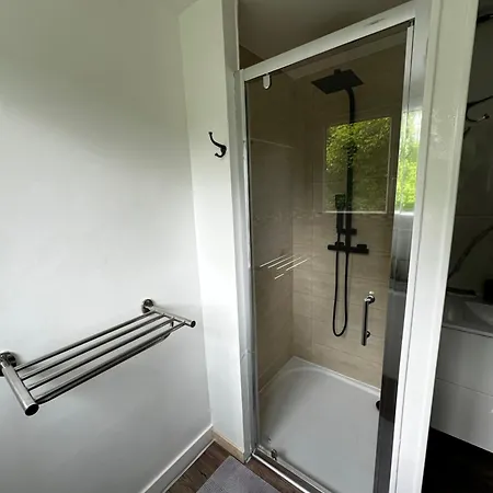 Du Beau Port Guest house *