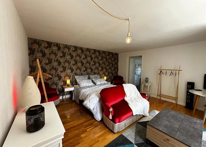 Pensión Du Beau Port Cenon-sur-Vienne