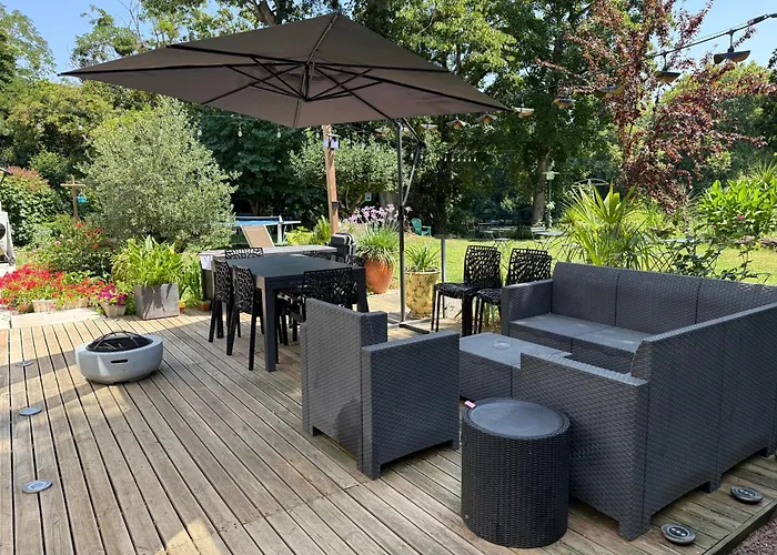 Du Beau Port Pensión 3*